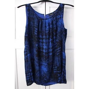 NWOT Houndtooth Patterned Blouse